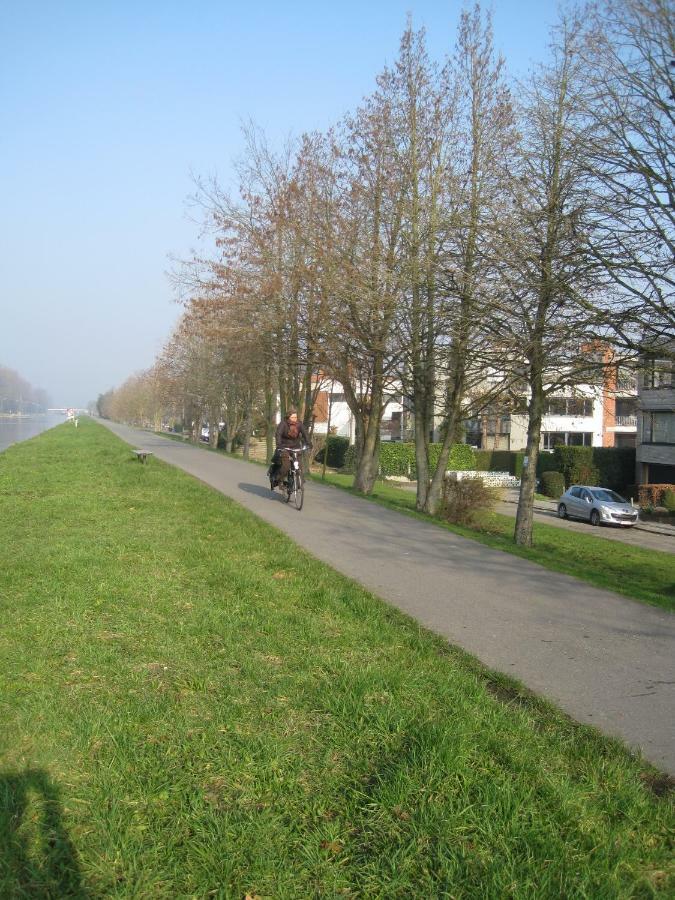 Aan De Vaart Apartment Mechelen Luaran gambar